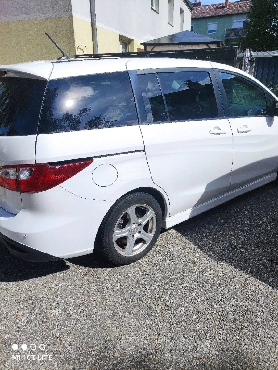 Mazda Mazda5