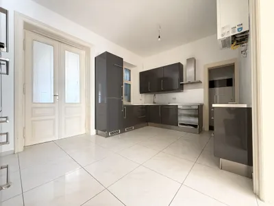 7-Zimmer-Wohnung mieten in Wien – 210,67 m², € 3.600 – Bild 12 von 24