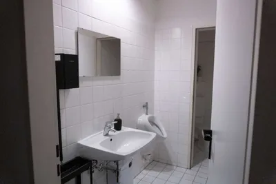 Gewerbeimmobilie mieten in Linz – 248 m², € 2.742 – Bild 11 von 16