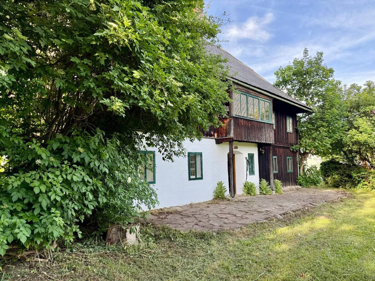 Rarität: altes Bauernhaus mit vorgelagertem Baugrundstück und Holzbezugsrecht - Ansicht 2