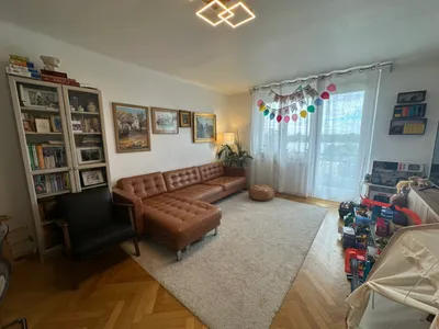 Helle 2-Zimmer Gemeindewohnung in 1020 Wien, mit freiem Blick auf die Donauinsel; Vormerkschein der Stadt Wien mit Stichtag spätestens 31.05.2026 erforderlich.