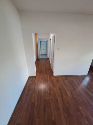 1-Zimmer-Wohnung mieten in Linz – 34,22 m², € 655 – Bild 4 von 9