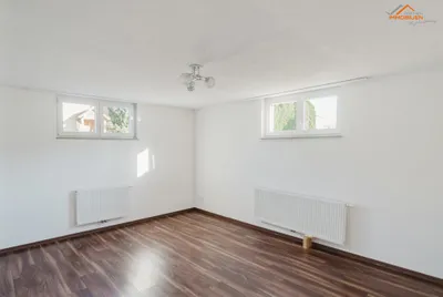 12-Zimmer-Haus kaufen in Neunkirchen – 341,8 m², € 679.000 – Bild 23 von 42
