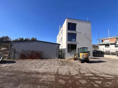 Immobilie mieten in Baden – 2 241 m², € 2.500 – Bild 1 von 4