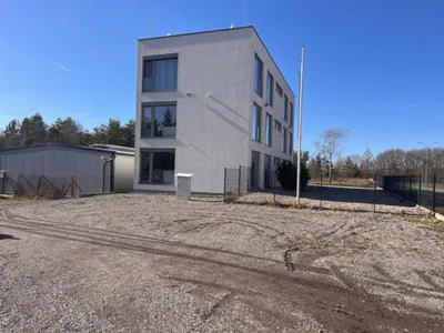 Immobilie mieten in Baden – 2 241 m², € 2.500 – Bild 2 von 4