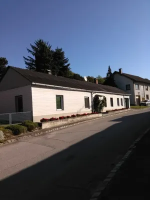 4-Zimmer-Haus kaufen in Mistelbach – 120 m², € 150.000 – Bild 1 von 19