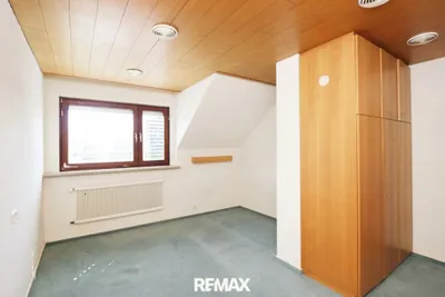 7-Zimmer-Haus kaufen in Wels-Land – 200 m², € 440.000 – Bild 15 von 16