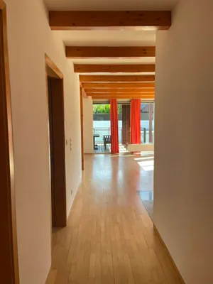 7-Zimmer-Haus mieten in Graz – 337 m², € 3.050 – Bild 4 von 7