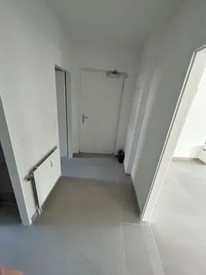 4-Zimmer-Gewerbeimmobilie mieten in Baden – 172 m², € 1.500 – Bild 4 von 12