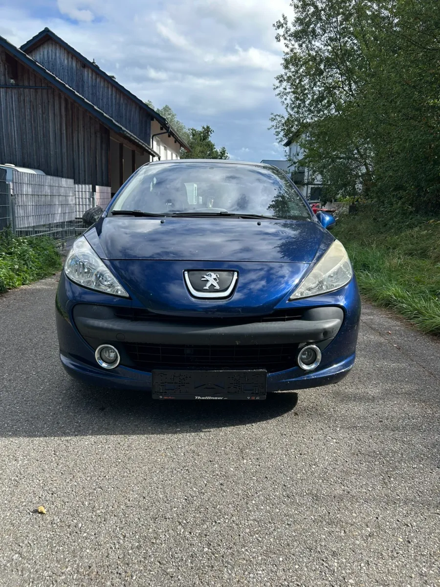 Peugeot 207 2007 photo 2