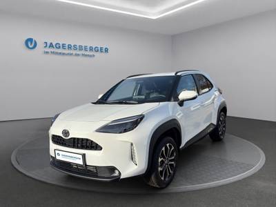 Toyota Yaris Cross 1,5 VVT-i Hybrid Active Drive AWD-i...