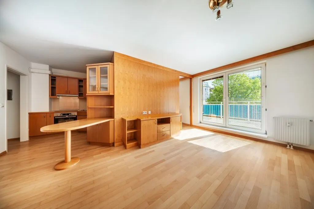 GRÜNBLICK von der eigenen TERRASSE! Gepflegter Neubau mit Fernwärme - inklusive Garagenstellplatz! – pohled 2