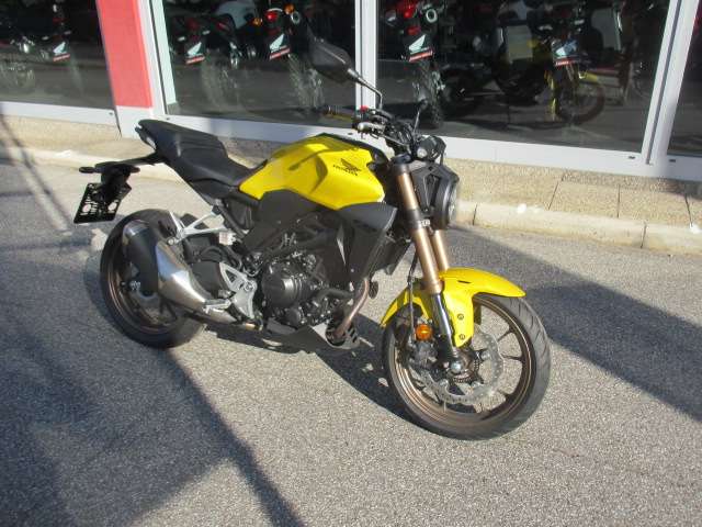 Honda Cb R Grellaktion St Ck Lagernd Naked Bike Willhaben