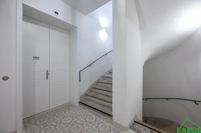 AUHOFSTRAßE - VILLA AUHOF - stilvolle Wohnung in erstklassiger Lage – Bild 2