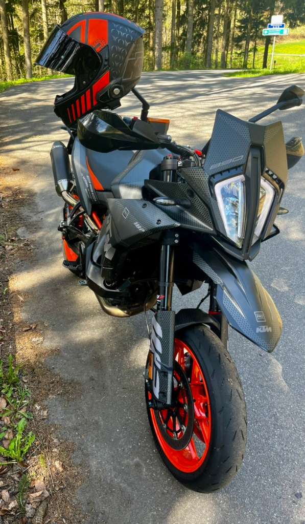 KTM 890 SMT Tourer