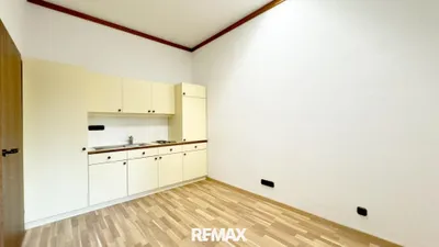 Gewerbeimmobilie kaufen in Gänserndorf – 97 m², € 179.000 – Bild 6 von 12