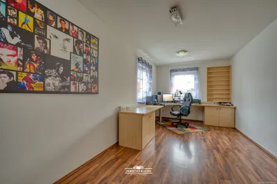 6-Zimmer-Haus kaufen in Vöcklabruck – 150 m², € 777.000 – Bild 9 von 17