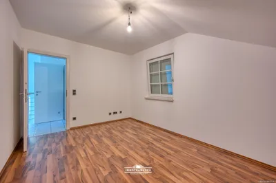 6-Zimmer-Haus kaufen in Vöcklabruck – 150 m², € 777.000 – Bild 14 von 17