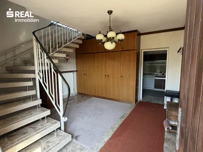 7-Zimmer-Haus kaufen in Neusiedl am See – 1 109 m², € 275.000 – Bild 2 von 14