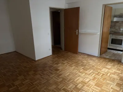 Wohnung mieten in Wels – 33 m², € 489 – Bild 7 von 9