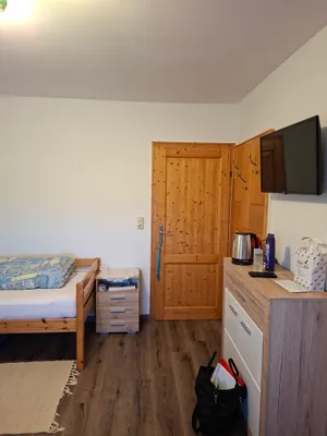 1-Zimmer-Wohnung mieten in Braunau am Inn – 20 m², € 410 – Bild 5 von 9