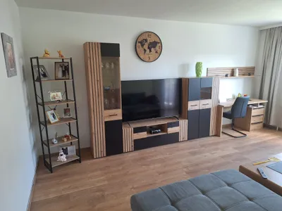 2-Zimmer-Wohnung mieten in Neunkirchen – 71 m², € 613