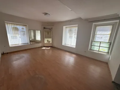 Gewerbeimmobilie mieten in Wien – 200 m², € 1.400 – Bild 4 von 18