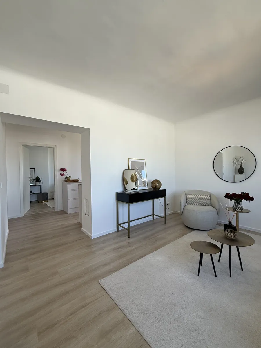 Sonnige Dachgeschosswohnung mit 26 m² Dachterrasse | Erstbezug nach hochwertiger Sanierung - Ansicht 3