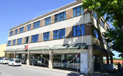 Immobilie kaufen in Gänserndorf – 1 928 m², € 1.800.000 – Bild 1 von 45