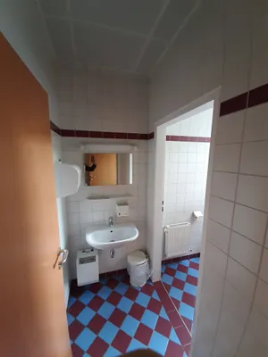 Gewerbeimmobilie mieten in Ried im Innkreis – 61 m², € 986 – Bild 4 von 5
