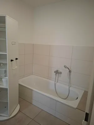 2-Zimmer-Gewerbeimmobilie mieten in Eferding – 60 m², € 9 – Bild 6 von 9