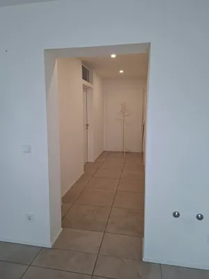 2-Zimmer-Gewerbeimmobilie mieten in Eferding – 60 m², € 9 – Bild 3 von 9