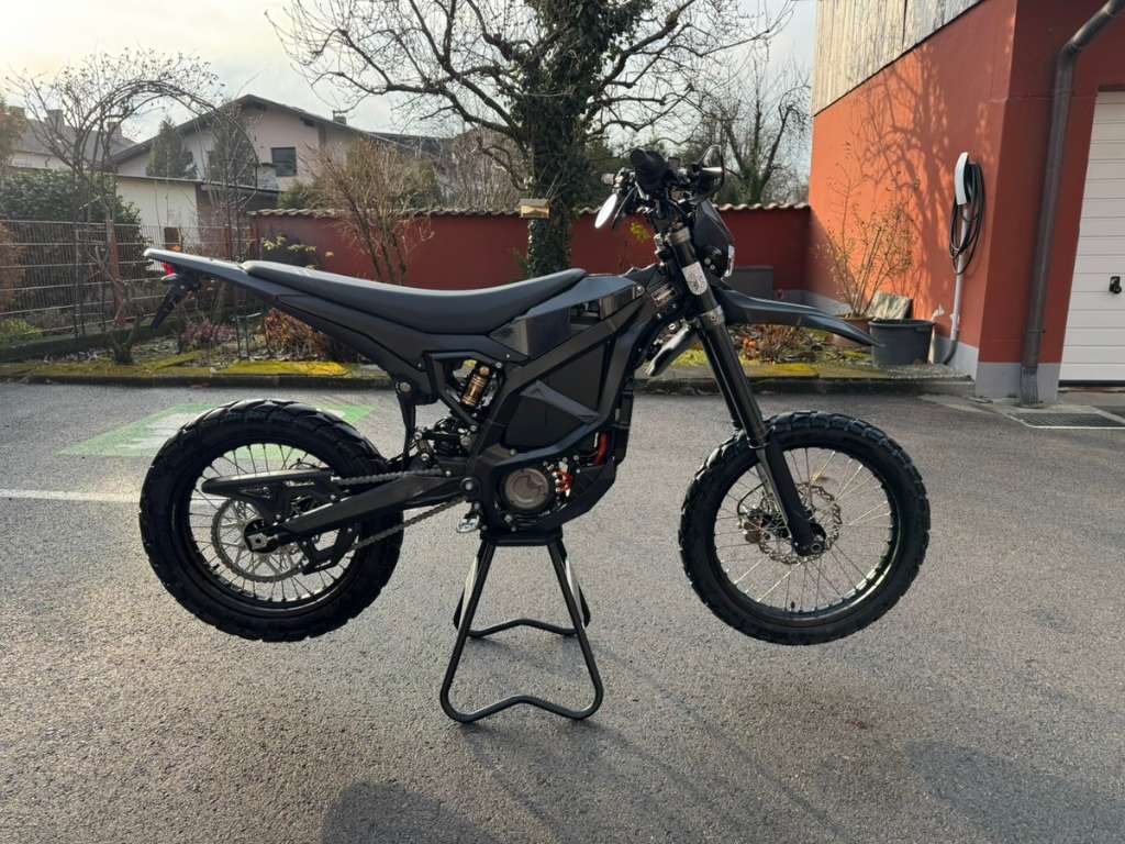 Sur-Ron Ultra Bee Enduro