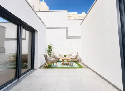 Lorenz Mandl Living Ottakring