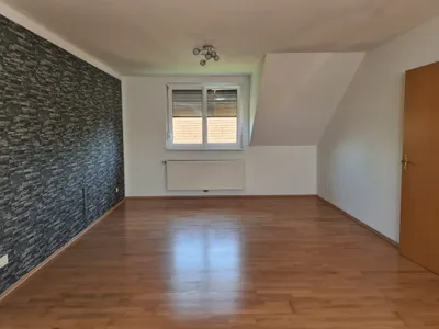 4-Zimmer-Wohnung mieten in Linz – 115 m², € 1.480 – Bild 1 von 16