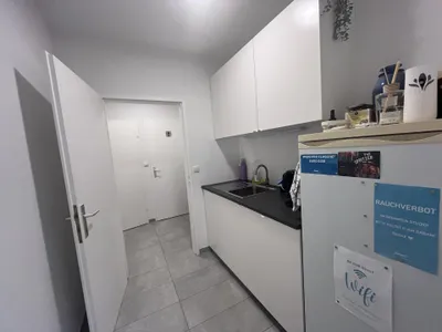 1-Zimmer-Immobilie mieten in Mödling – 110 m², € 25 – Bild 36 von 37