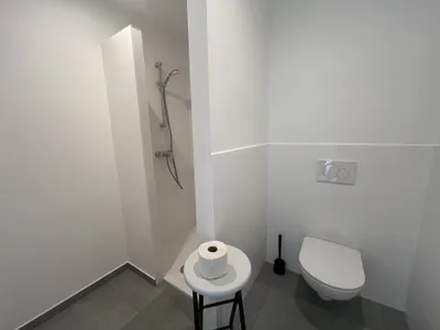 1-Zimmer-Immobilie mieten in Mödling – 110 m², € 25 – Bild 34 von 37