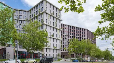 Gewerbeimmobilie mieten in Wien – 454 m², € 14