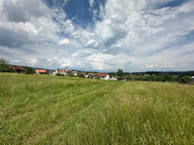 Grundstück kaufen in Deutschlandsberg – 1 426 m², € 161.512 – Bild 1 von 7