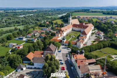 20-Zimmer-Gewerbeimmobilie kaufen in Ried im Innkreis – 426 m², € 680.000 – Bild 2 von 28