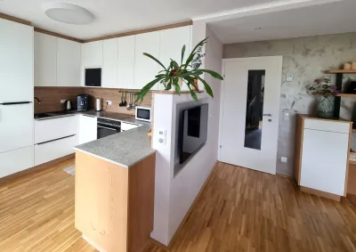 4-Zimmer-Wohnung kaufen in Urfahr-Umgebung – 90 m², € 370.000 – Bild 2 von 22