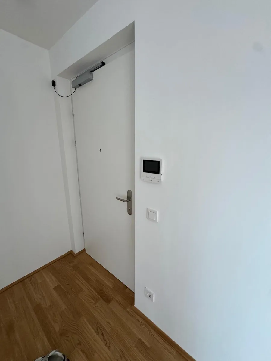 Moderne 2-Zimmer Wohnung Neubau mit Balkon mit Premium-Amenities im Village im Dritten - Ansicht 3