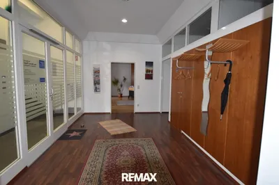 Gewerbeimmobilie mieten in Amstetten – 240 m², € 2.160 – Bild 1 von 10