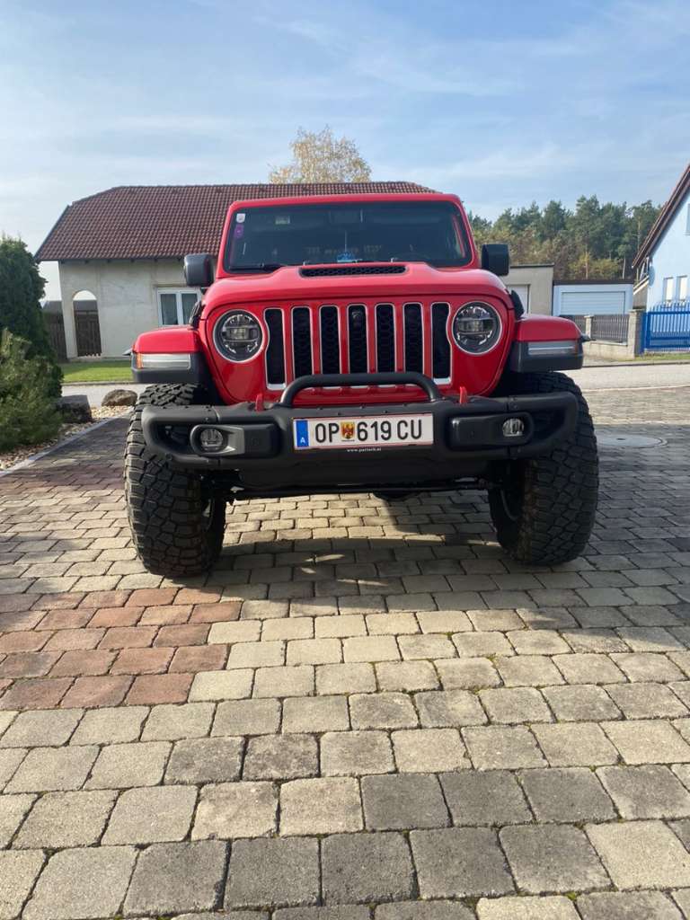 Jeep Gladiator 3,0 V6 AT8 4WD Overland SUV / Geländewagen