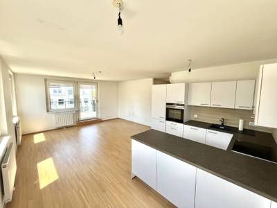 Moderne 4 Zimmer Dachgeschosswohnung mit großzügiger Terrasse & Klima - Nähe U6 Floridsdorf zu mieten in 1210 Wien – Bild 2