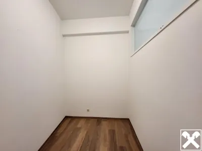 4-Zimmer-Gewerbeimmobilie mieten in Linz Land – 125 m², € 850 – Bild 9 von 12