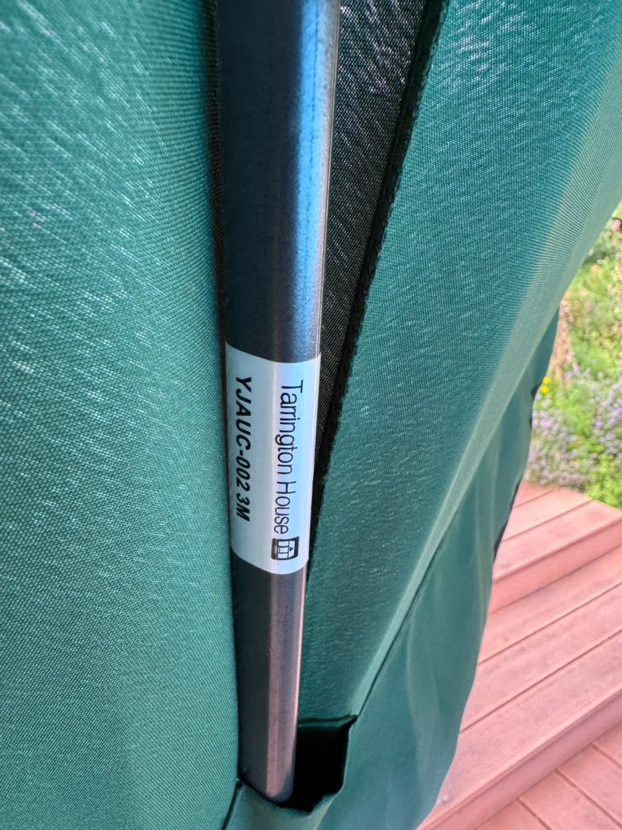 two tents Hyperlite Mountain Gear Unbound 2P Tent 54 MPH camping trips Farbe::Schwarz Orange Metal Gear Solid 2