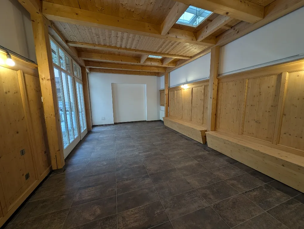 (Videolink!) Ehemaliges Geschäftslokal zu Loft umgebaut im alten Gefängnis Braunau - Ansicht 2