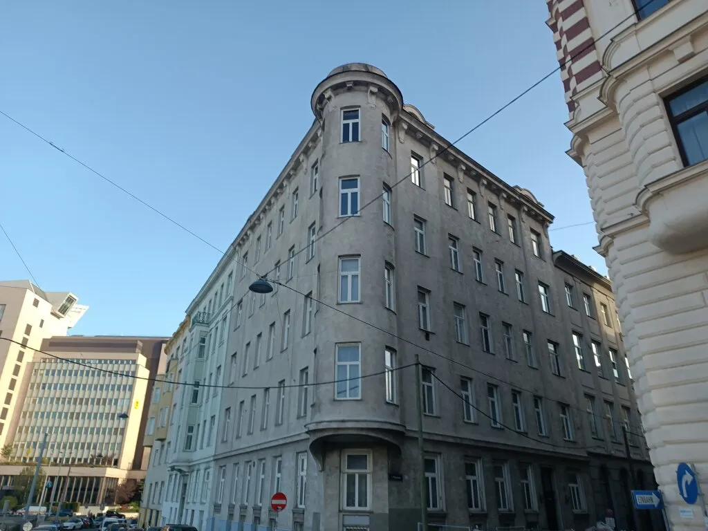 3-Zimmer-Altbauwohnung, 92 m², Landstraße, Landstraße