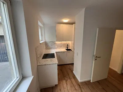Erstbezug nach Sanierung: Stilvolle 2-Zimmer-Wohnung im Botschaftsviertel – Bild 3